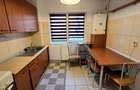 De închiriat apartament 3 camere Micro 16 Parter - 10