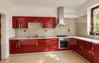 Casa Individuală cu 5 camere, 277 mp utili, 987 mp teren, zona Torontalului