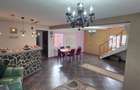 Vila de vacanta cu 4 camere de vanzare in Valea Doftanei