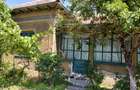 Vanzare casa si curte - 4