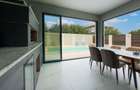 Casa deosebita 4 camere, cu piscina si crama - 8