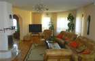 Casa de vanzare, 6 camere, teren 900 mp, Europa - 1