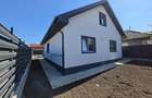 Oportunitate! Casa la sol, 3 camere, posibilitate de mansardare, Valu lui Traian