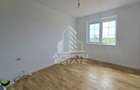 Jumatate de duplex de vanzare, modern, cu 4 camere si 2 bai, Sag, vatra satului - 4