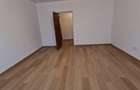 P-ta Alba Iulia - Burebista, 3 camere decom. et. 1/7, nemobilat, renovat, balcon - 4