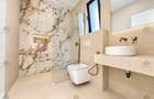 Vila de vanzare individuala 4 Camere, 3 Băi | 310 mp- Berceni- La cheie | Asfalt