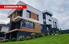 Duplex de vânzare | 5 camere, SU 202 mp, garaj | Clasa A | Zona Tineretului