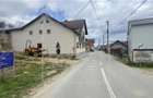 Teren in mijlocul satului Vale - pretrabil casa - utilitati la poarta - 5