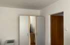 Proprietar, inchiriez apt 2 camere, et 2 - 4