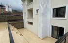 Vila - Bloc modern de 11 camere zona Centrul Civic , Onix