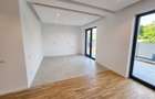 Single 5 camere, 500 mp, asfalt, placa peste etaj