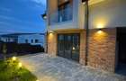 Casa individuala smart de vanzare 193 mp utili, garaj, teren 300 mp, zona VIVO!