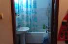 Vând apartament 2 camere decomandat  - 4