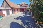Casa individuala cu 5 camere si 687 mp teren in zona Lazaret