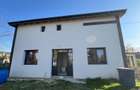 Spatiu comercial si 2 apartamente - 14