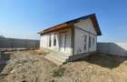 Casa parter, 3 camere, 70 mp, teren 200 mp, zona Brestei - 1