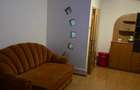 Proprietar, închiriez apartament 2 camere  - 8