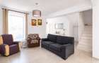 Resedinta stil, 3 dormitoare, sistem termic in pardoseala, terasa, lot 530 mp, S - 2