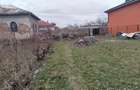 Teren intravilan 1080 mp + casa demolabila Cosoveni