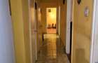Apartament cu trei camere decomandat - 2