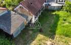 Casă de vânzare cu teren generos – 2.500 mp - 1