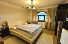 Vilă cu 10 camere P+2E+M 400 M² utili 2800 M² Teren Comandau - 4