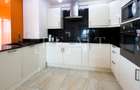 Inchiriere apartament 3 camere | Generos, 2 x Parcare, Acces lift | Domenii