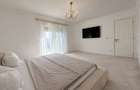 1 Mil. Euro - 350 Mp - Piscina - Mutare Imediata - 16