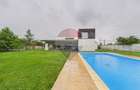 Casă / Vilă de vanzare,piscina/teren tenis - 23