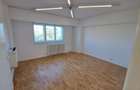 Unirii ( 3 min metrou), 4 camere de inchiriat, 2/8, nemobilat
