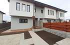Vila de vanzare Valea Lupului