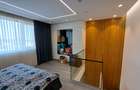 APARTAMENT 4 CAMERE CU SCARA INTERIOARA TIP LOFT -ULTRA LUX - 53