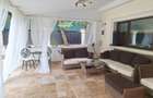 Resedinta deosebita,renovata 2023,P+2,garaj 2 loc, sauna, piscina, teren 1130 mp - 16
