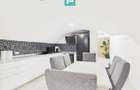 Apartament spațios cu 3 camere, zona centrală - 9