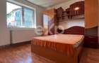 Vanzare 2 camere curat liber decomandat et 3 central Gaesti