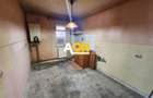 Apartament 3 camere, etaj intermediar, Cetate