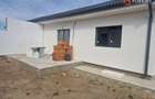 Duplex de vanzare cu 3 camere, zona Bucovat - 2