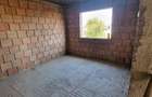 Se vinde casa la rosu, sat  Malaiesti jud. Prahova , pret 72000 euro negociabil - 9