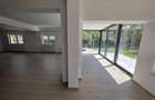 Vila cu piscina - Pipera - 5 camere - 3 bai - 218mp - 900mp teren