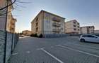 Proprietar vand apartamente 2 camere strada Sperantei  11 GIroc - 13