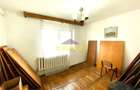 De vânzare apartament cu 3 camere decomandat, zona Capăt 1 - 2