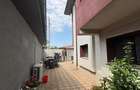 Vila 7 Camere P+2+Spatiu Market De Vanzare 90 MP Darasti-Ilfov Centru