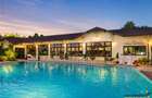 Hotel 3* + Pensiune 4*, piscina, teren tenis, 6.200mp parc privat +, Sanpetru, B - 1
