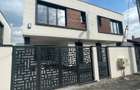 case individuale cuplate de vânzare în zona centrala str. Paltinis - 30