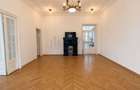 REC3001851 Spatiu comercial in vila Strada Paris complet renovat