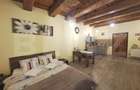 Casă renovată, în Centrul Istoric al Brașovului – ideal afacere Booking - 3
