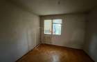 4 camere Titan Costin Georgian Metrou - 13
