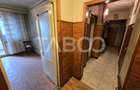 Apartament decomandat 4 camere 4 balcoane 2 bai etaj 1 Central Sibiu - 9