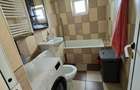 Micro 4 Targoviste, inchiriere apartament 3 camere, etaj 3/4 - 5