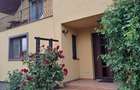 VILA IN REGIM DE INALTIME PARTER SI ETAJ ULTRAFINISATA PE 19 ARI TEREN - 42